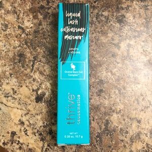 Thrive causemetics mascara